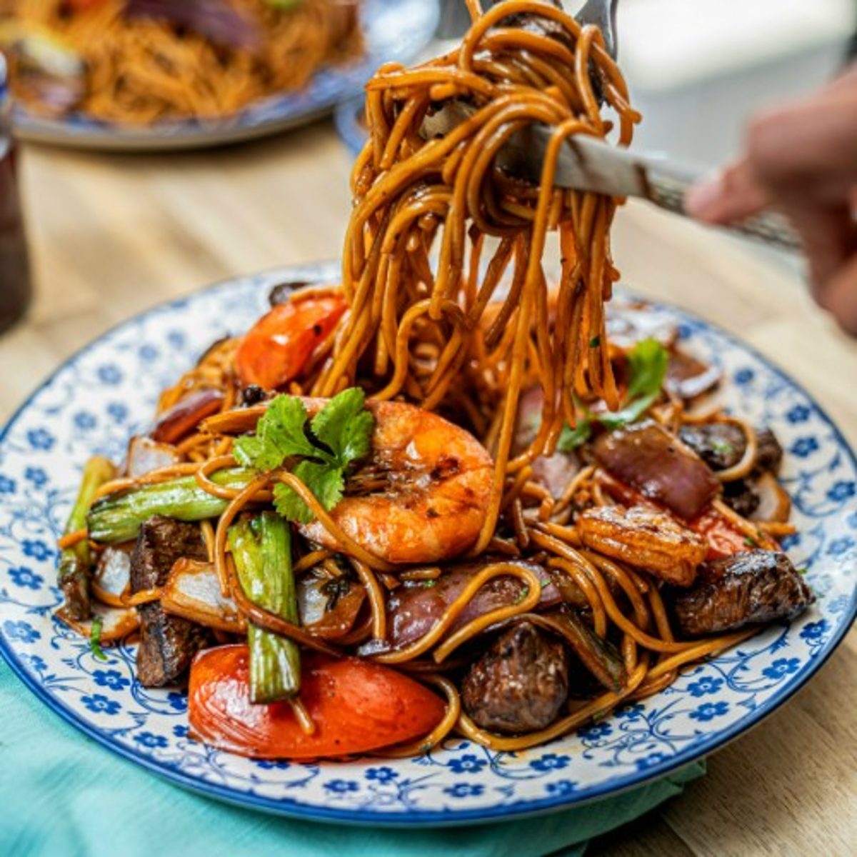 Tallarin Saltado Surf and Turf